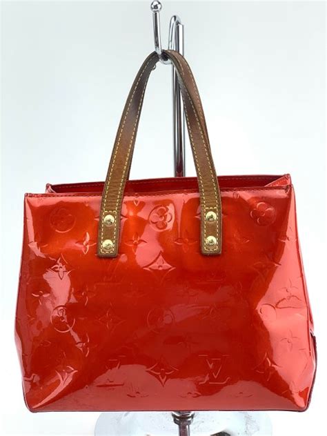 louis vuitton m91088 reade pm vernis tote bag|Louis Vuitton Monogram Vernis Reade PM Hand Bag in Red .